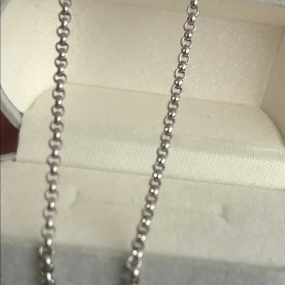 Angel Wing Baroque Pearl Necklace | Iridescent Statement - Picture 3 of 5